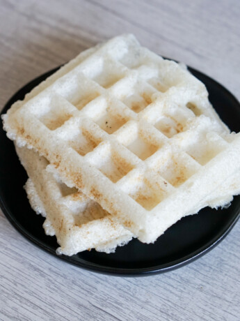 mochi waffle moffle