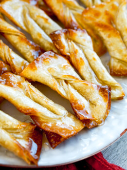 sugar butterflies, aka dansan or bowties