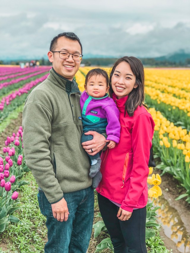 family flower field photo